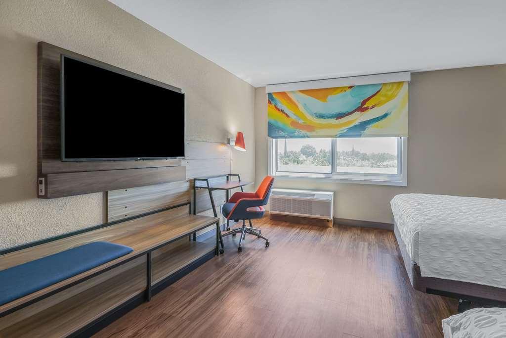 Tru By Hilton Lathrop Hotel Room photo