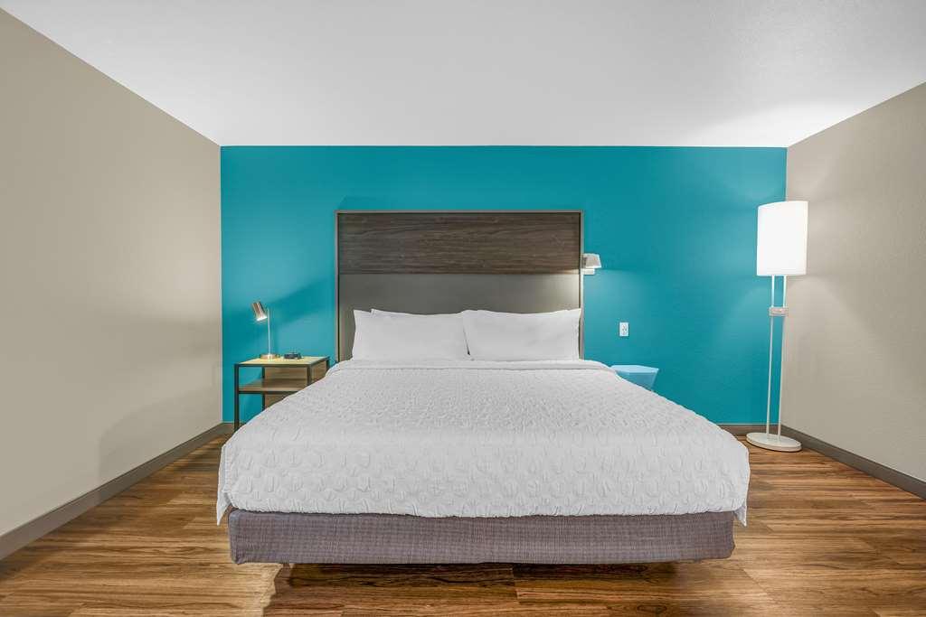 Tru By Hilton Lathrop Hotel Room photo